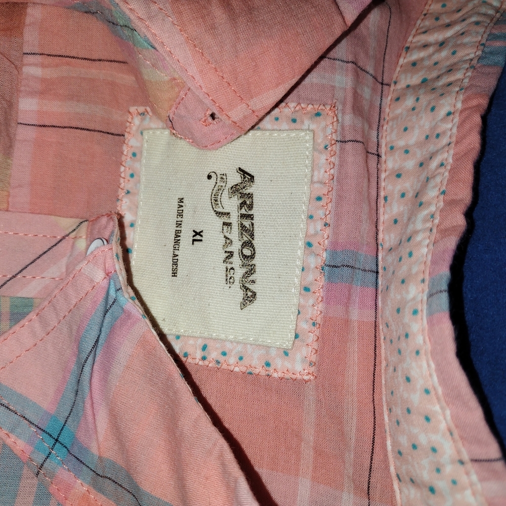 Light Arizona button up - Picture 2 of 3